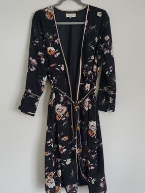 Luna Moon Black Floral Duster Or Robe
